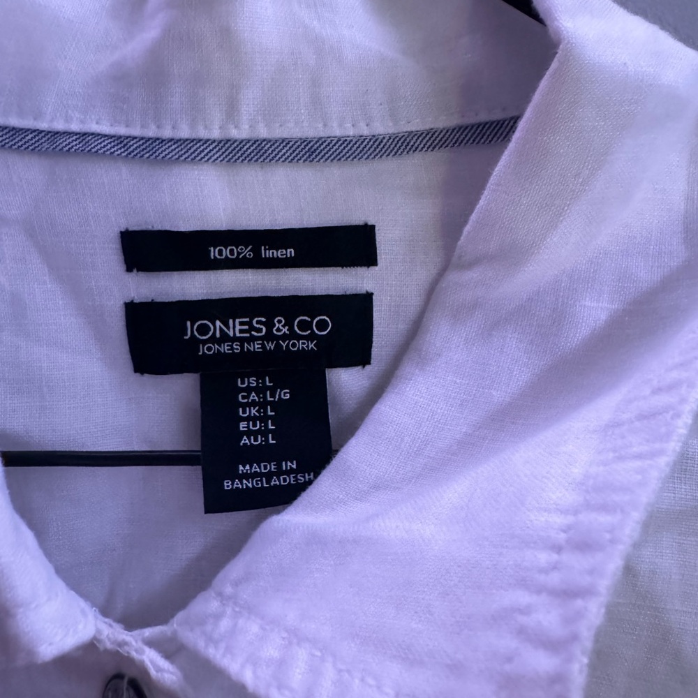 Linen button up - Picture 2 of 2
